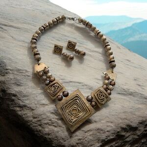 Silver Geometric Brutalist Art Pendant Set.